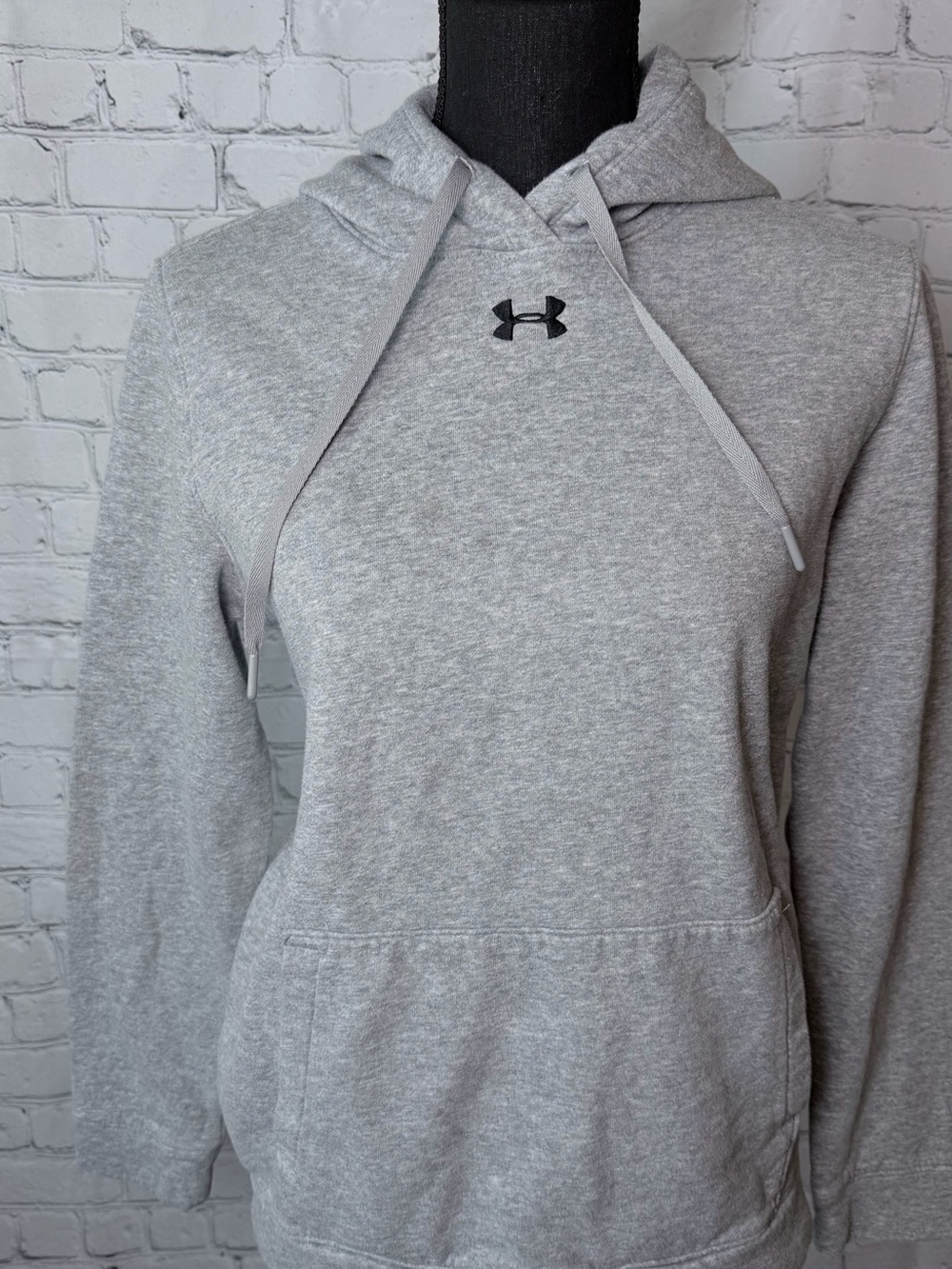 Under Armour Women's Light Gray Fleece Hoodie